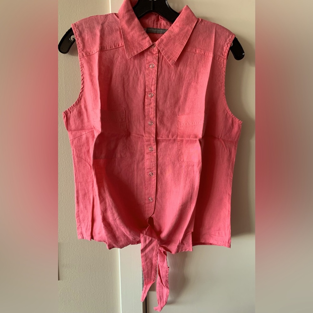 NWOT The Shirt Company 100% Linen Tie Front Top